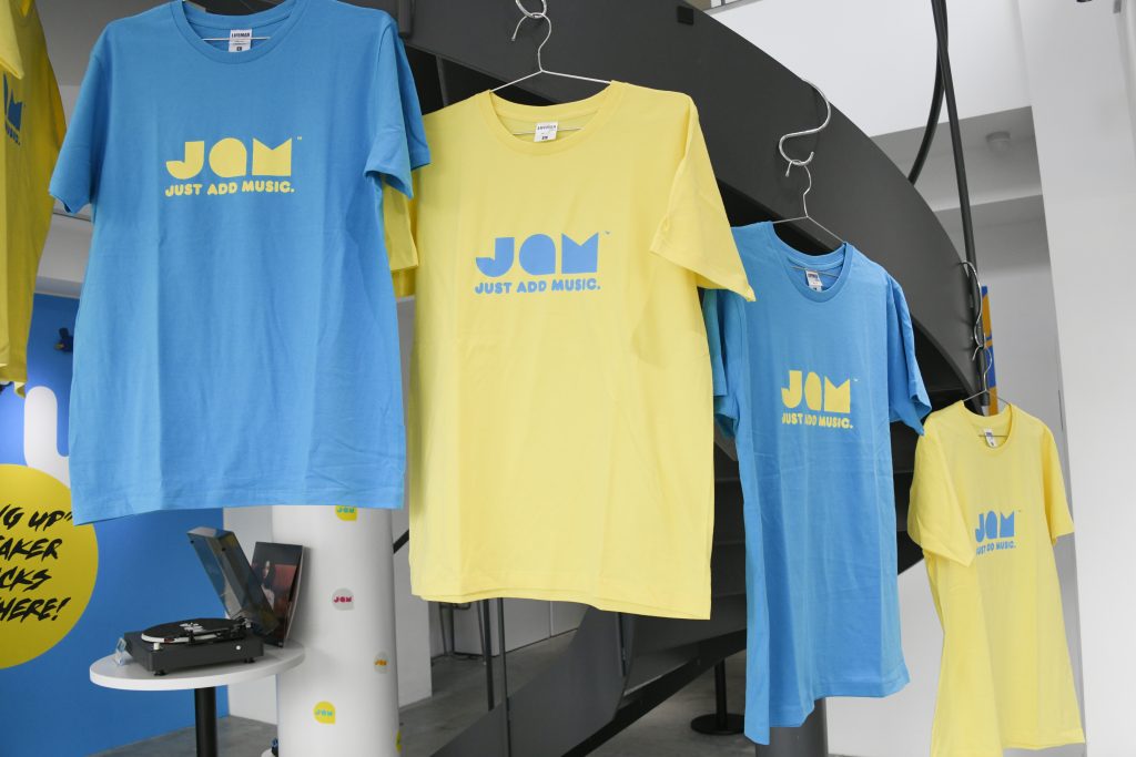 JAM Audio POP-UP STORE内観（１）